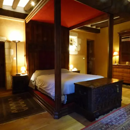 2 Dans Demeure Authentique Du Xvème 3*