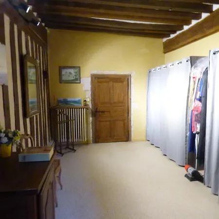 Bed & Breakfast 2 Dans Demeure Authentique Du Xvème