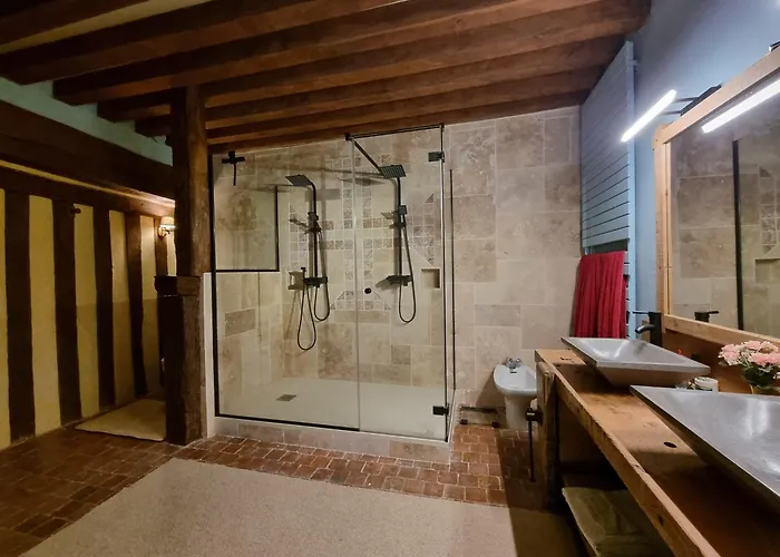 2 Dans Demeure Authentique Du Xveme לינה וארוחת בוקר Saint-Longis