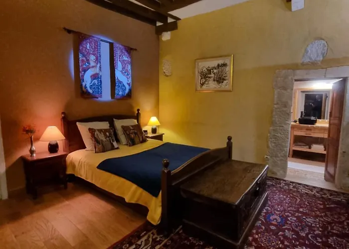 2 Dans Demeure Authentique Du Xveme 3* Saint-Longis