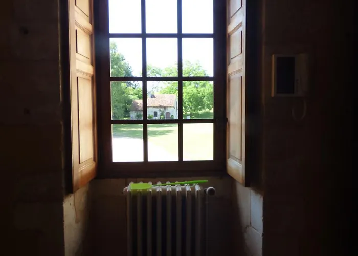 לינה וארוחת בוקר 2 Dans Demeure Authentique Du Xveme 3*