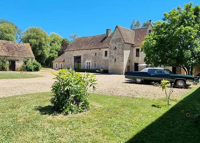 2 Dans Demeure Authentique Du Xveme לינה וארוחת בוקר Saint-Longis