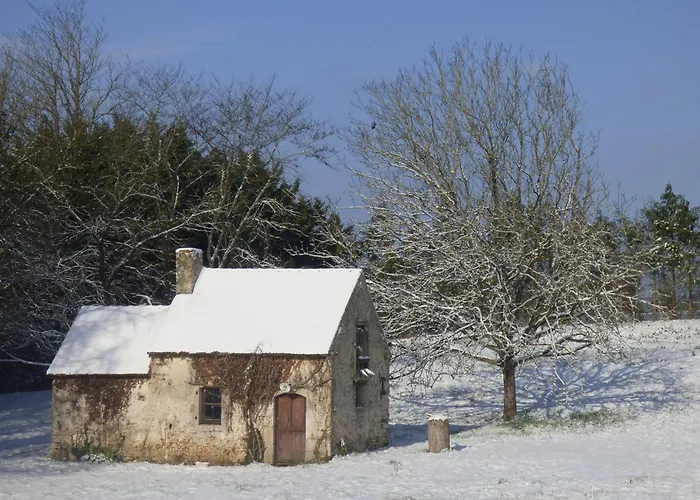 2 Dans Demeure Authentique Du Xveme לינה וארוחת בוקר Saint-Longis