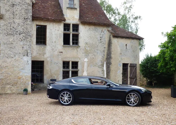 2 Dans Demeure Authentique Du Xveme לינה וארוחת בוקר Saint-Longis